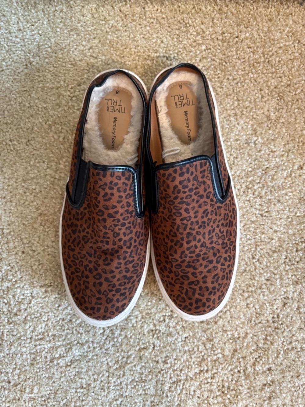TIME AND TRU Leopard Slip-On Shoes